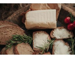 Unt 82% Lactis vrac 100g